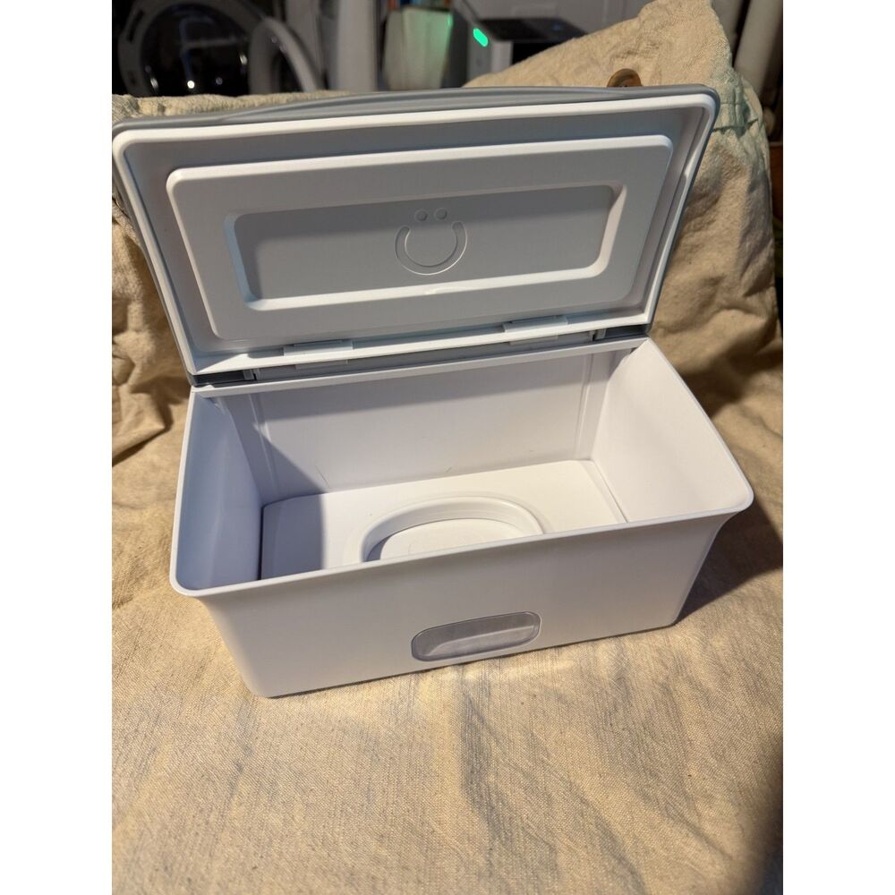 Ubbi Wipes Dispenser